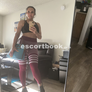 Phoenix - Escort - Brittany